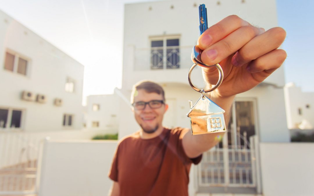 A First-Time Home Buyer’s Guide to Closing on a Home